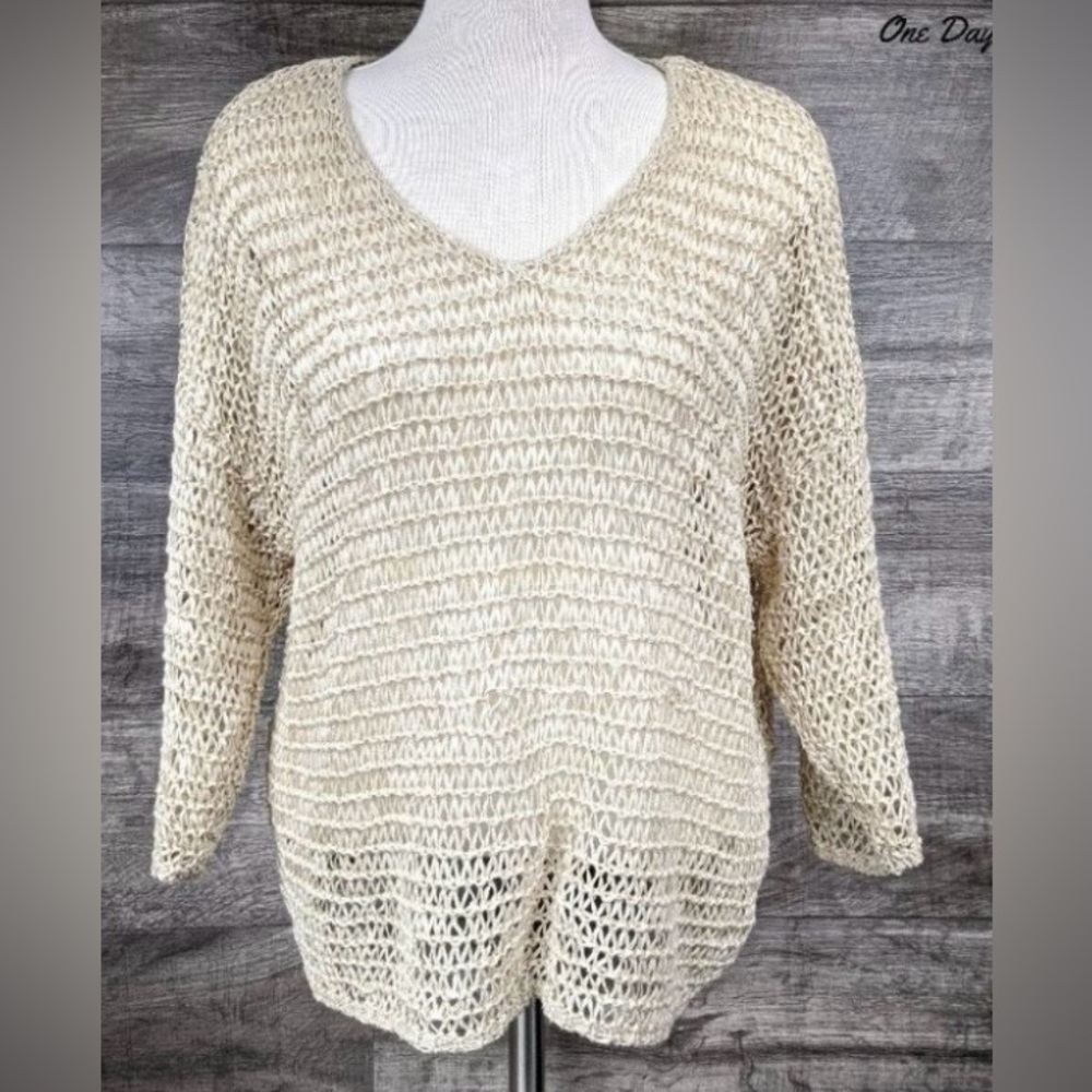 🐚Chico's Beachy Tan Crocheted Scooped Neck 3/4 Sleeves Knit Top Size 2, Large